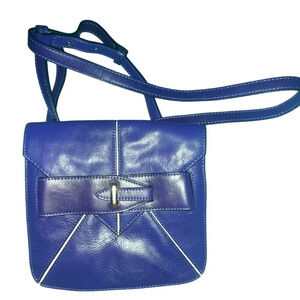 Pour La Victoire Leather Crossbody